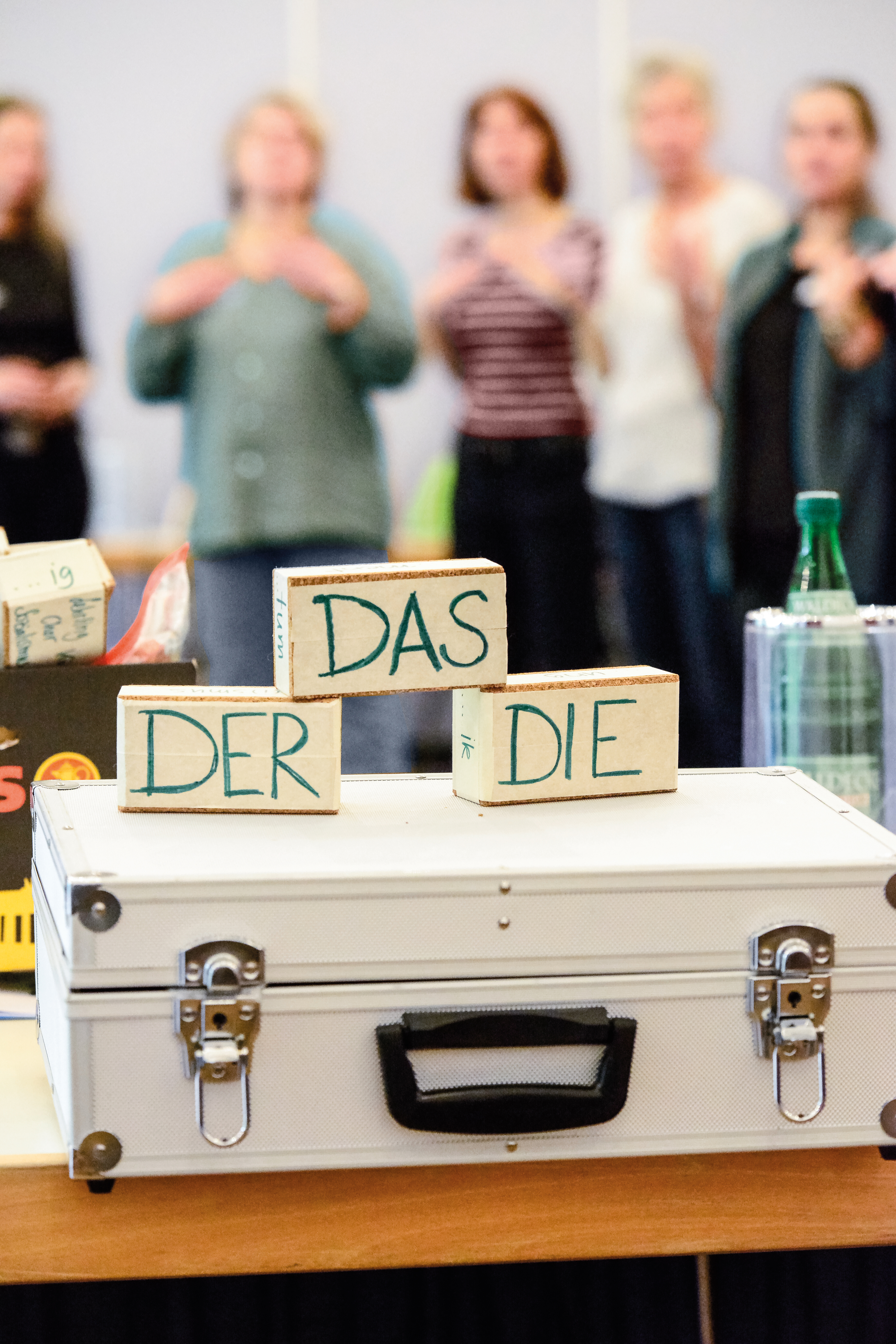 Lernen im System stärken: Warum unser Leitfaden zu wirksamen Lehrkräftefortbildungen ein Update erhält